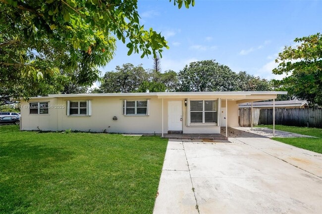 Building Photo - 1770 NW 18th St Rental