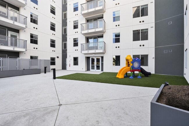 Photo - Dry Creek Crossing