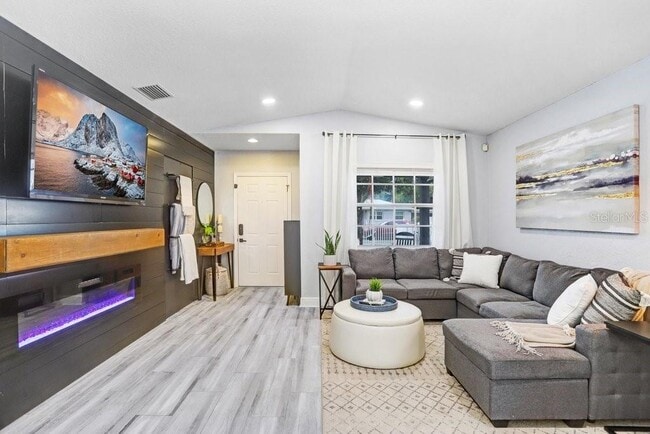 Photo - 3122 W Grace St