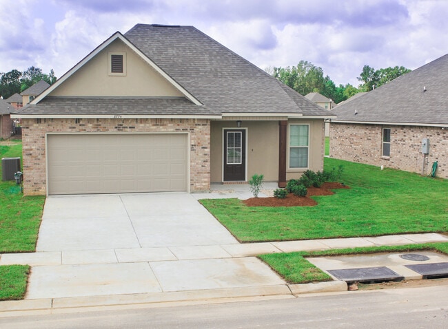 4BR IN ZACHARY - 4BR IN ZACHARY