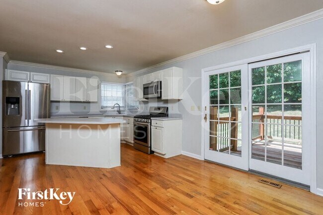 Photo - 16030 Surfview Ct