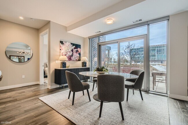 Photo - 1 br, 1.5 bath Condo - 4200 West 17th Avenue