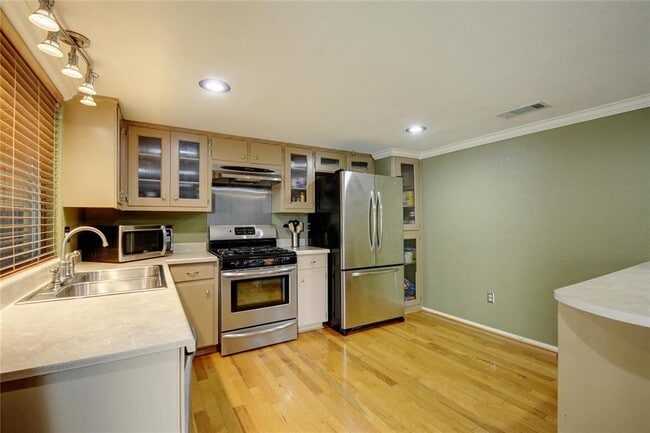 Photo - 8203 Beaver Brook Ln
