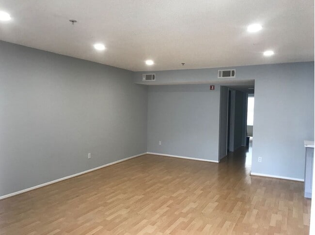 Photo - 10282 Tujunga Canyon Blvd Unit 103