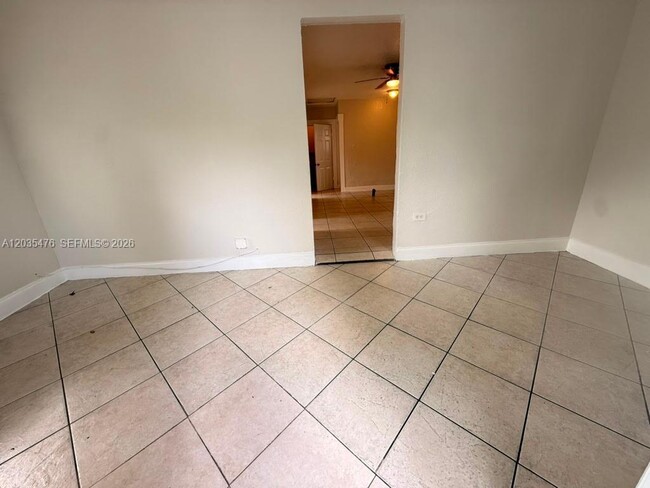 Photo - 61 NE 59th Terrace