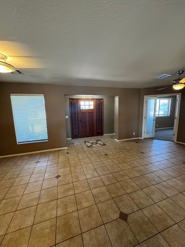 Photo - Spacious 4BR/3BA Home in Prime Tempe Location!