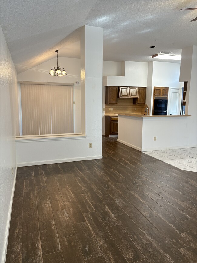 Photo - 106 Hollywood Dr