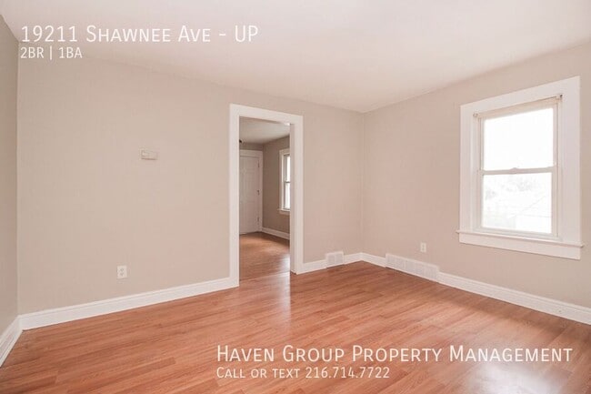 Photo - 19211 Shawnee Ave Unidad UP