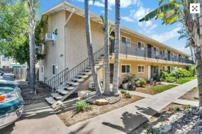 Building Photo - Beautiful 2 bedrooms 1 bath condo in Lakeside CA!!!!! Unit 16