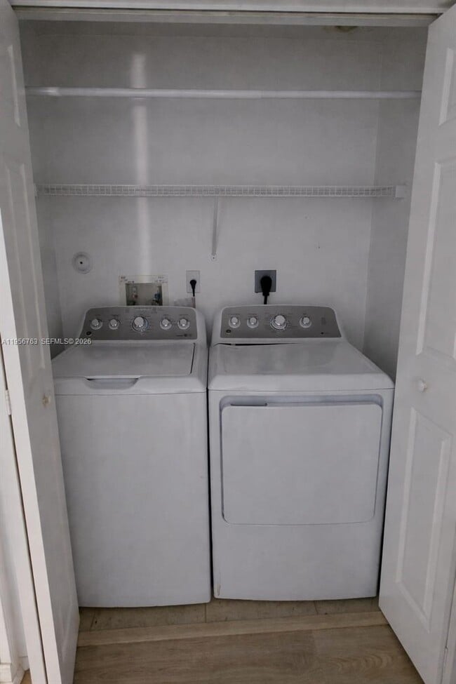 Photo - 6036 SW 19th Ct