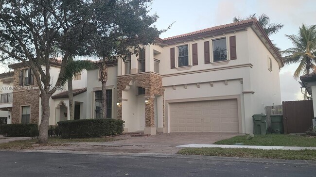Photo - 571 SE 37th Pl