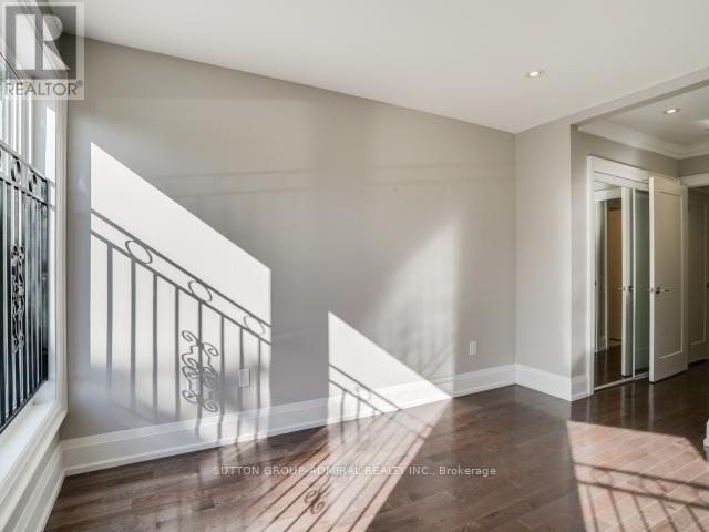 Photo - 14 Rains Ave