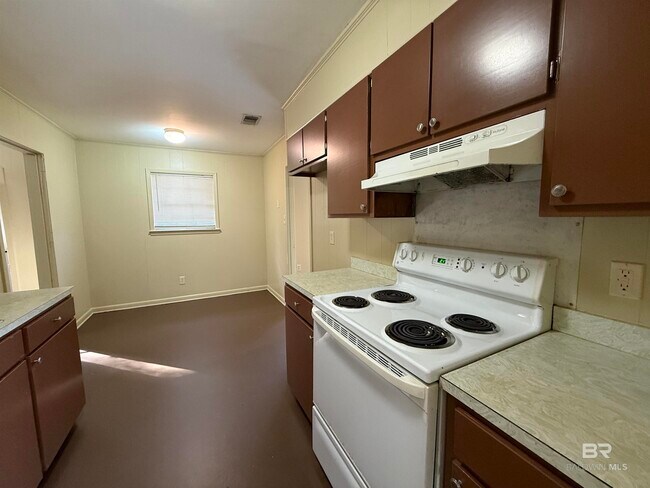 Photo - 2505 Pollard Rd