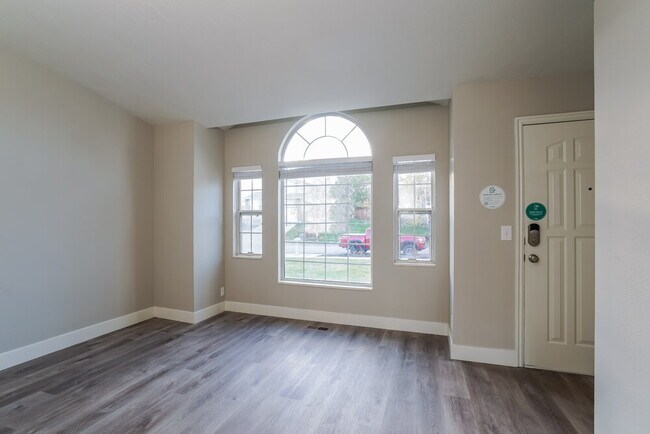 Photo - 6125 S 6105 W