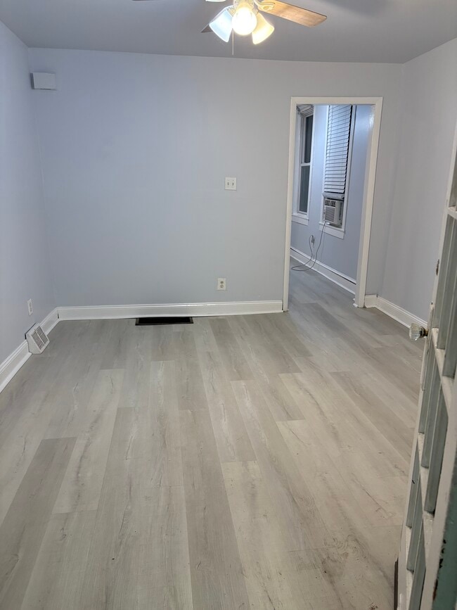 Photo - 2018 S 70th St Unidad 1