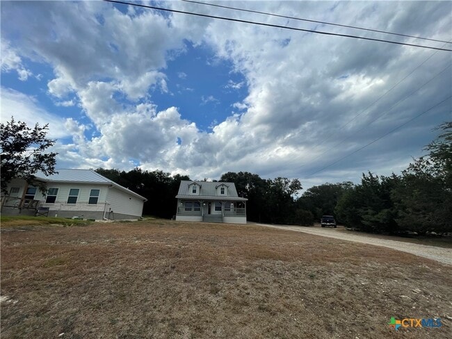 Photo - 542 Lonesome