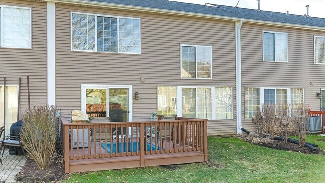 Photo - 1272 Silk Oak Ln