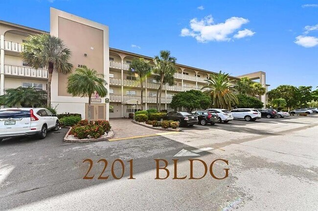 Building Photo - 2201 Lucaya Bend Unit K1 Rental