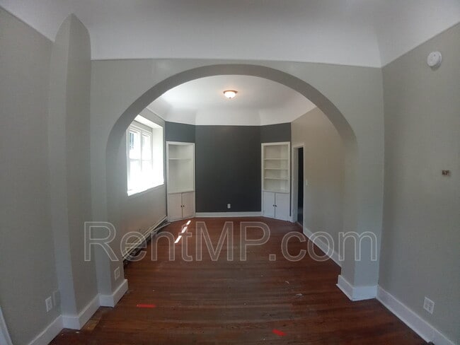 Photo - 614 S Main St