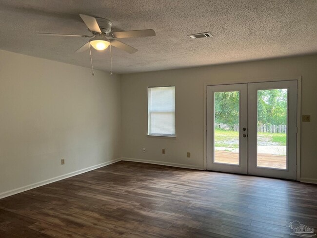 Photo - 3244 Maplewood Dr