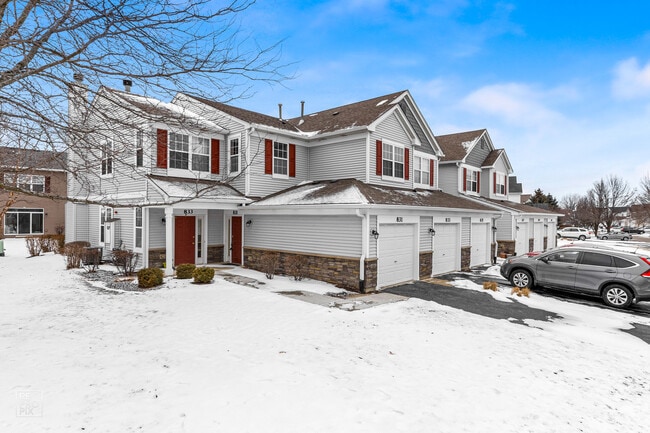 Building Photo - 831 Genesee Dr Unit 831