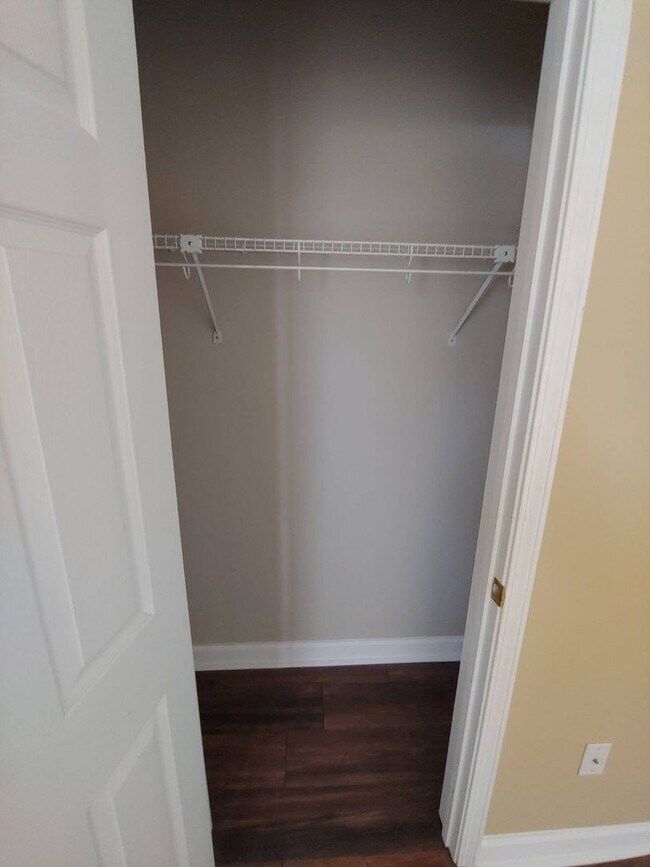 Exclusively offered by MUSE REALTY, LLC Casa Casas en Alquiler Rock