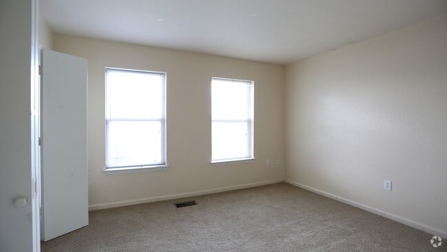 2BR, 2.5BA - 1,185SF - Bedroom