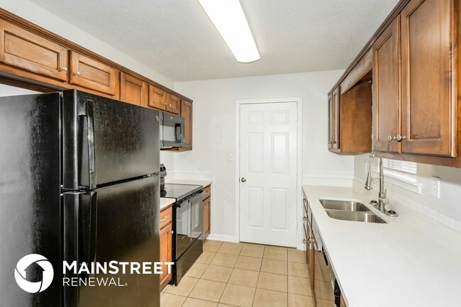 Photo - 1766 Dorchester Dr