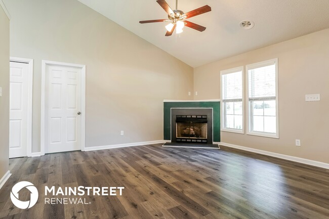 Photo - 1491 Smokey Mountain Dr