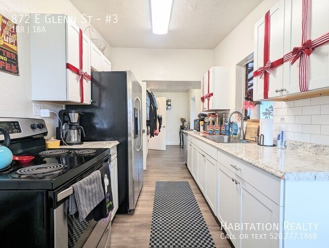 Building Photo - 872 E Glenn St Unit #3