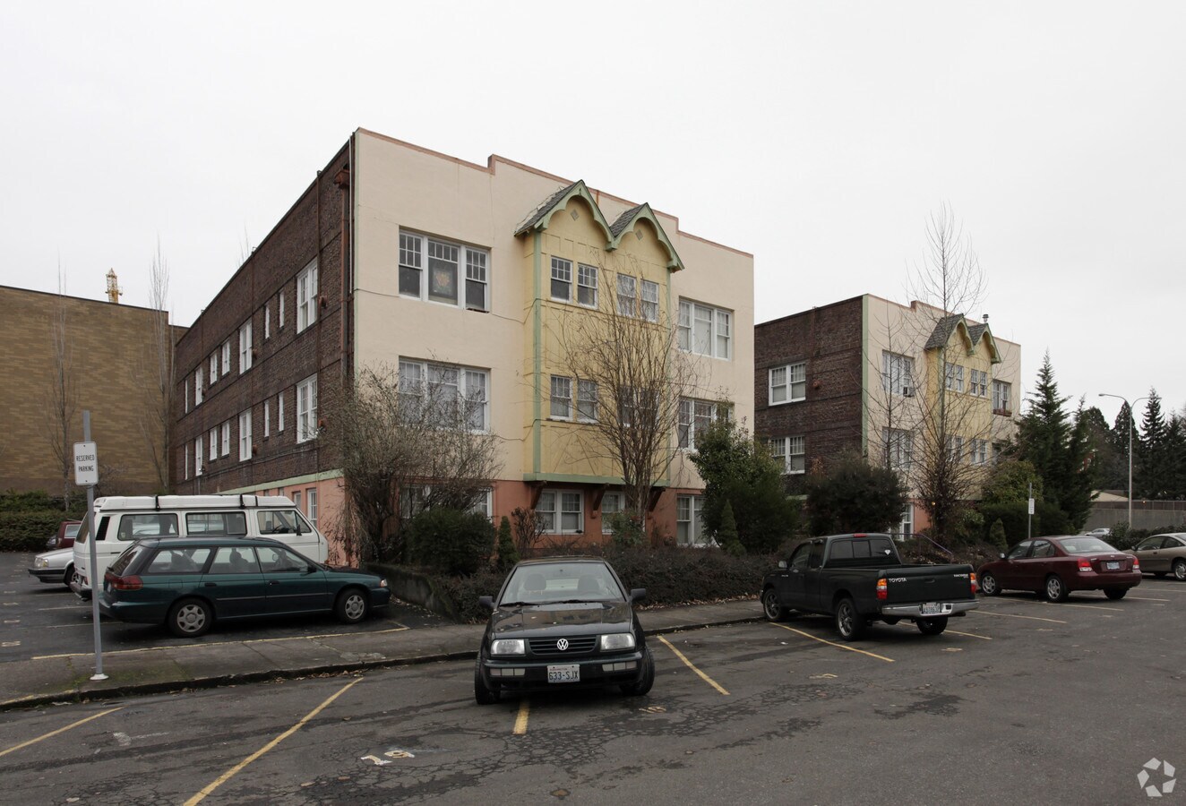 Normandy Apartments - Normandy Apartments