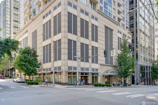 Building Photo - The Cosmopolitan Unit 2505