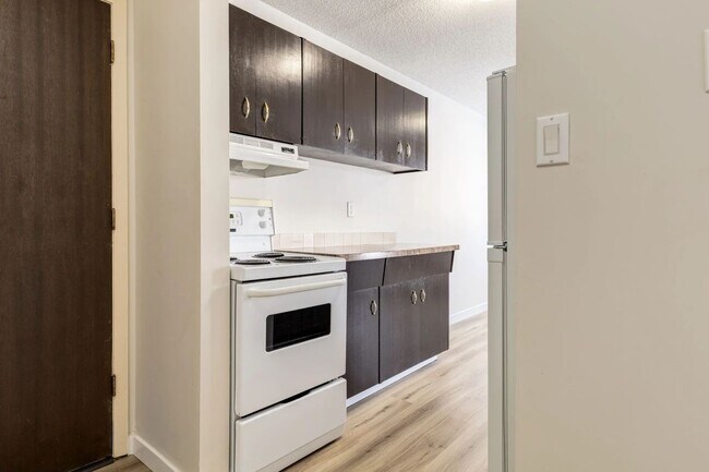 Photo - Valhalla Apartments