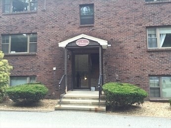 Photo - 69 Spencer Rd Unidad 34J