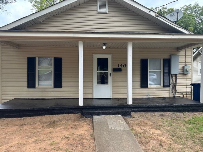 Building Photo - 1405 Gholson Ave S East