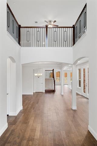 Photo - 310 Greystone Ct