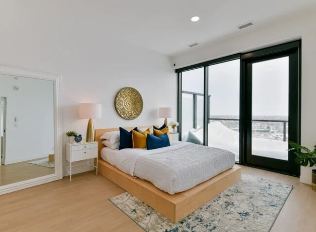 Smith Street Lofts - Smith Street Lofts