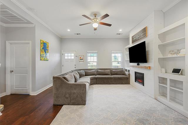 Photo - 1185 E Jefferson St