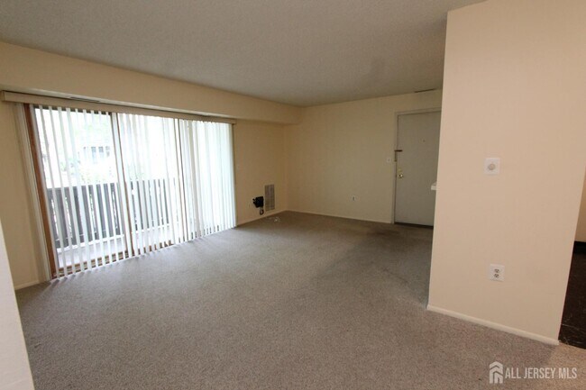 Photo - 1105 Aspen Dr