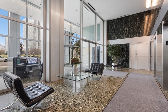 Photo - 330 W Diversey Pkwy Unit 2305