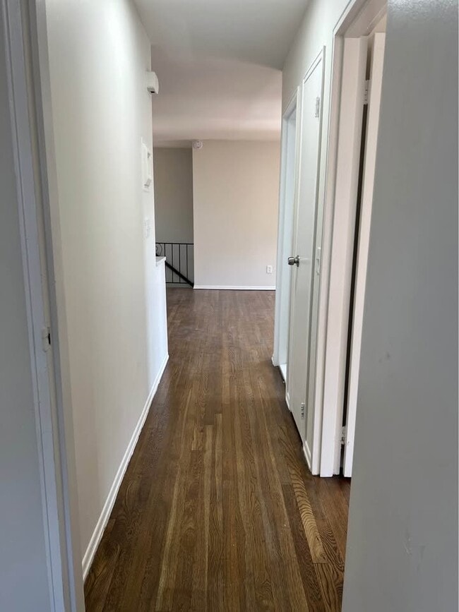 Photo - 57-61A E Park St Unit 4B