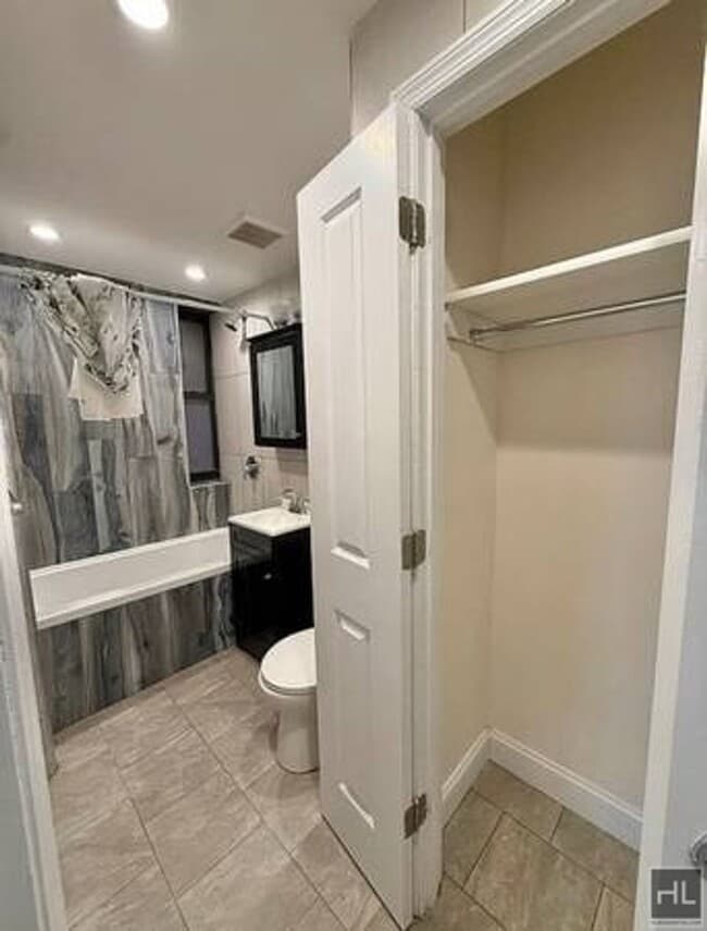 Photo - BERGEN STREET