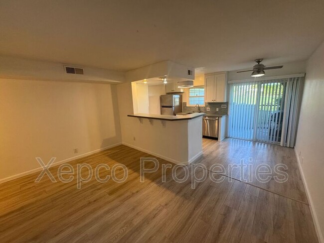 Photo - 5300 E Waverly Dr Condominio Unidad #K3