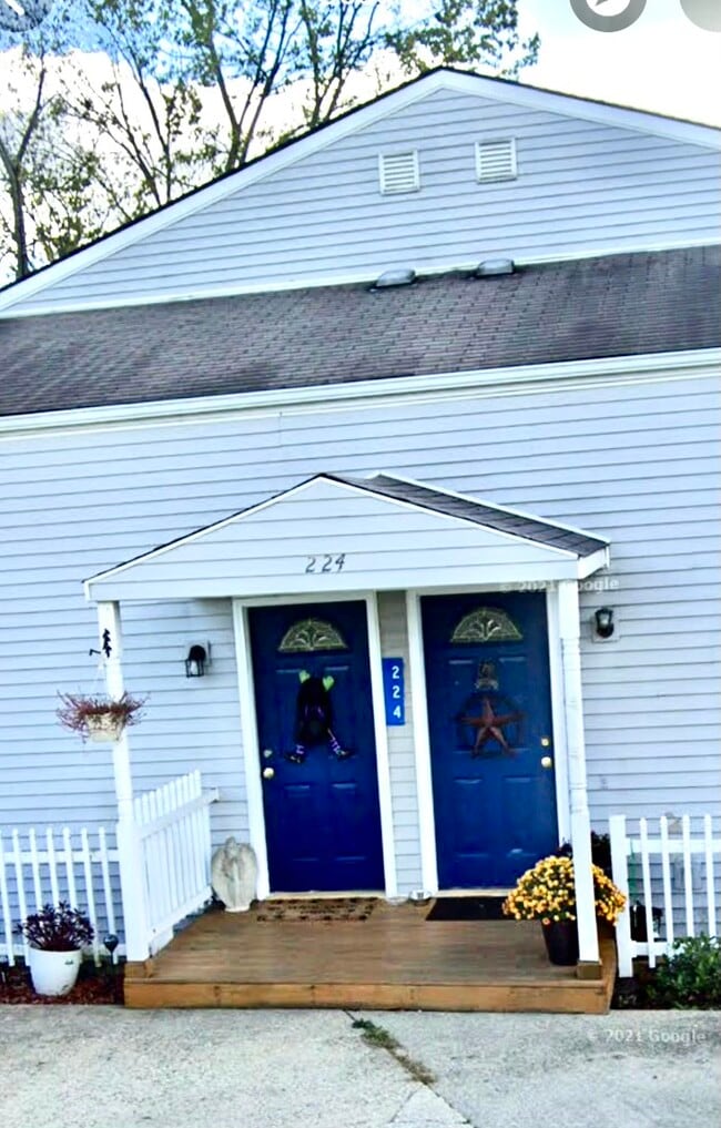 224 Falmouth St Unit A