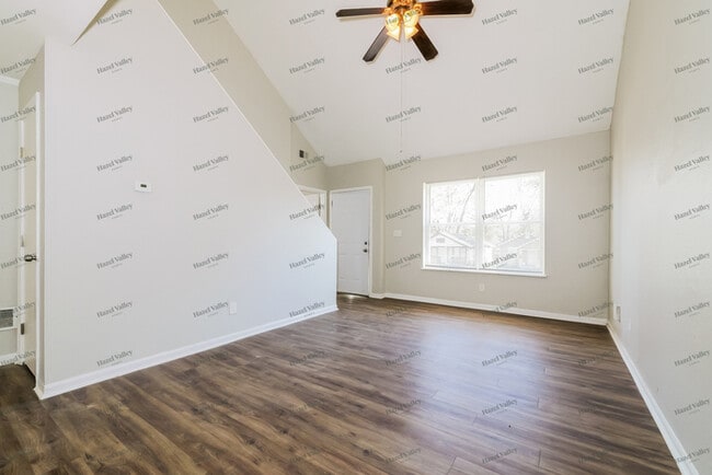 Photo - 7134 Agnes Ave