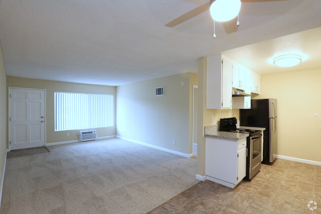 Interior Photo - Comanche Hills Rental