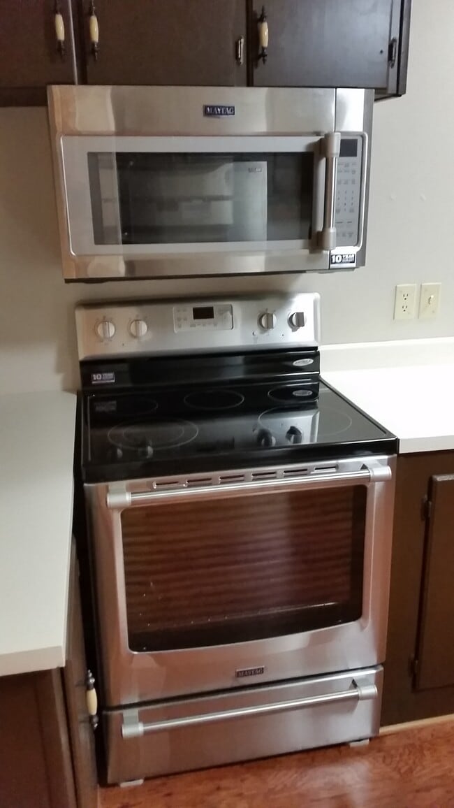 Photo - 8830 Highland View Rd