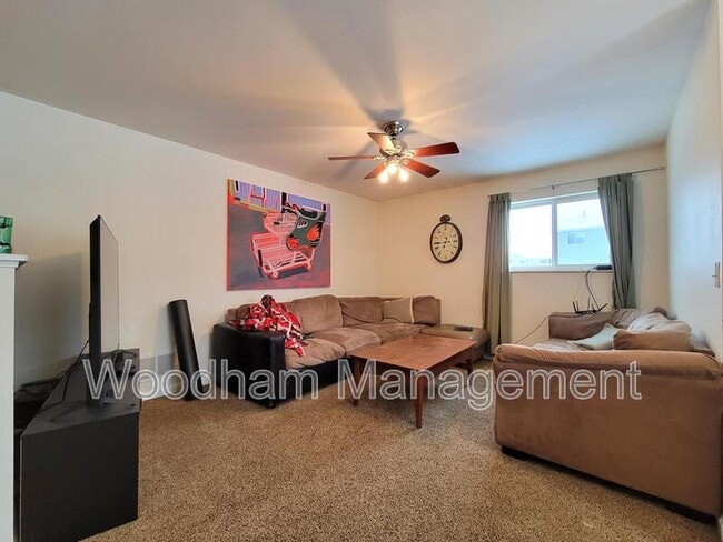 Photo - 184 Droulliard Ave