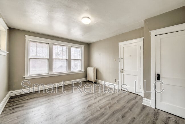 Photo - 4056 S Grand Blvd