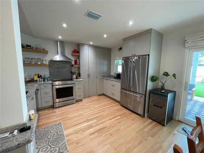 Photo - 3912 W San Miguel St